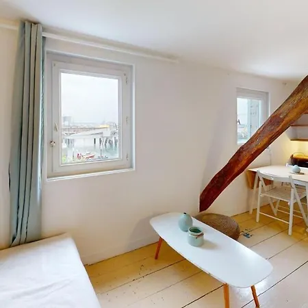 4eme Etage - Quai De L'ile